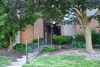 1st image of 1112 Eagle Feather Cir APT D