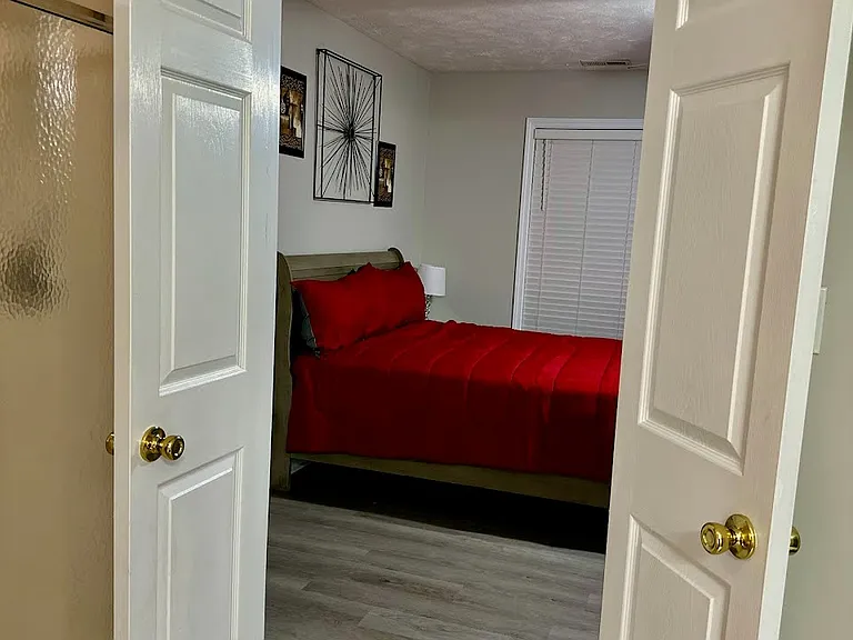 1710 Renwick Dr #204 — Photo 39