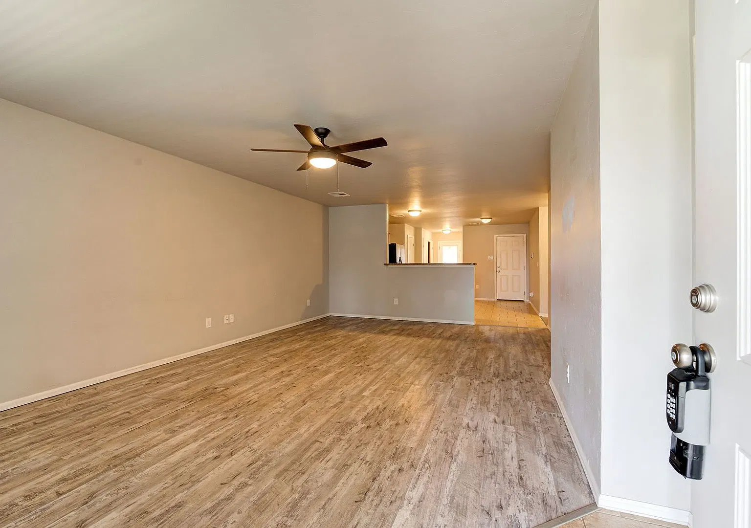 Great 3 Bed/2 bath home near Tinker AFB — Photo 4