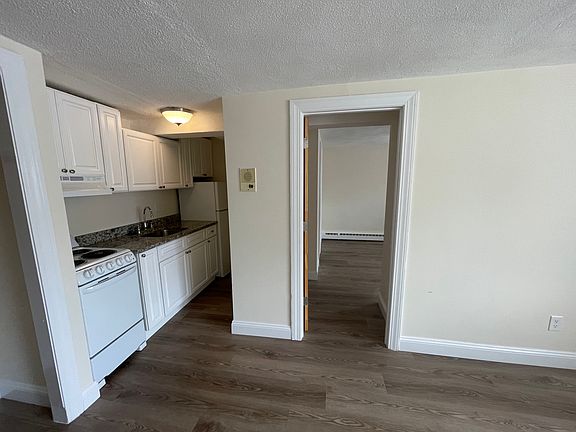 5th image of 170 N Beacon St #Ec58342f5