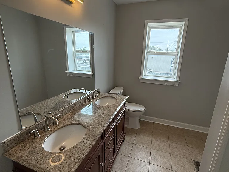 8645 Natural Bridge Rd — Photo 17