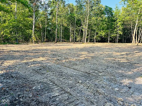 5th image of TRACT W Private Road 775 S #B