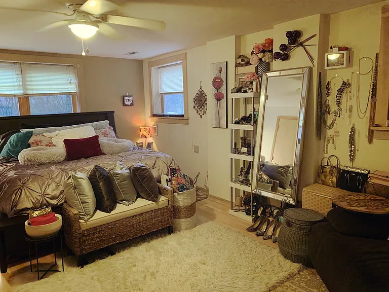 2504 Derbyshire Rd #7 — Photo 16