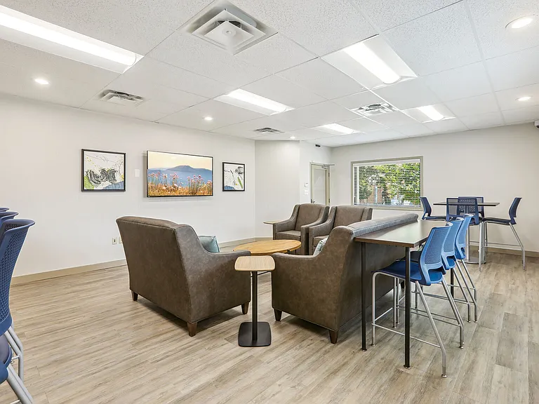 Tuscany Gardens Apartments — Photo 8