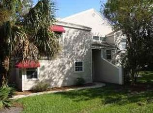 1439 Summer Sands Dr, Neptune Beach, FL 32266