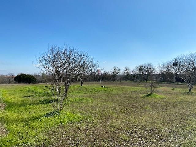 2nd image of 11717 Old Lockhart Hwy