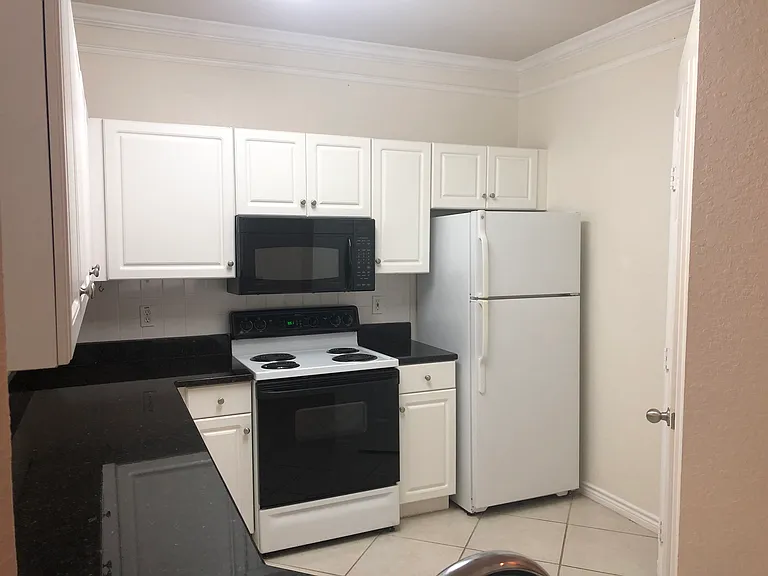 4323 Bayside Village Dr #129 — Photo 8