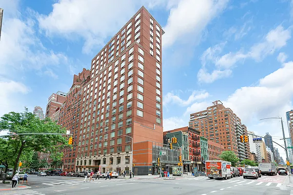 Rented by Corcoran | media 15