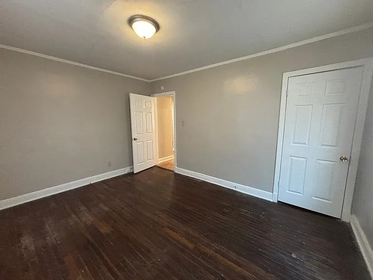 3733 Vernon Ave — Photo 3