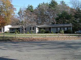 107 Goldthwaite Rd, Northbridge, MA 01534