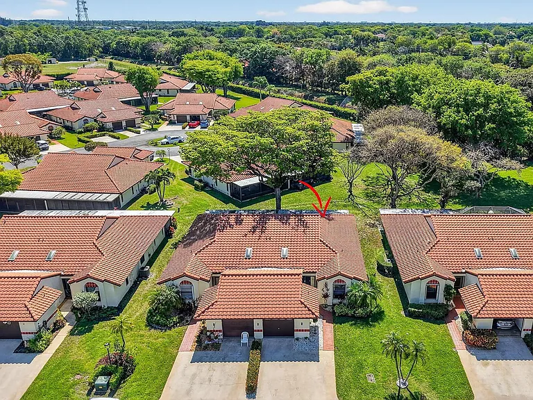 10938 Roebelini Palm Ct #B — Photo 29