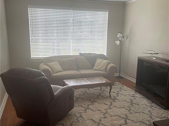 2nd image of 1700 N Elm Street D1 #D1
