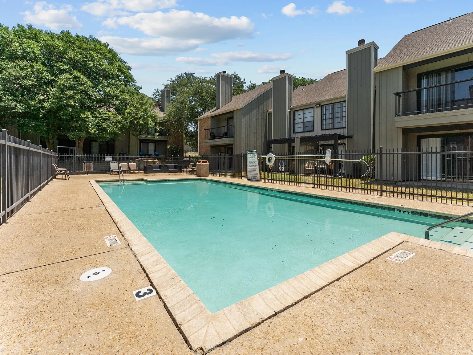Park Greene Townhomes — Photo 4