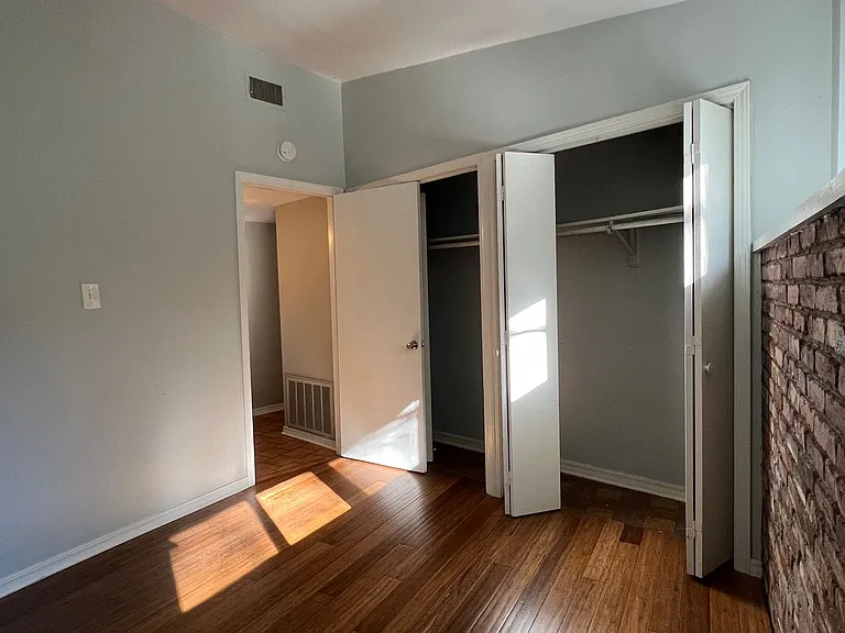 400 Atkins Rd — Photo 9
