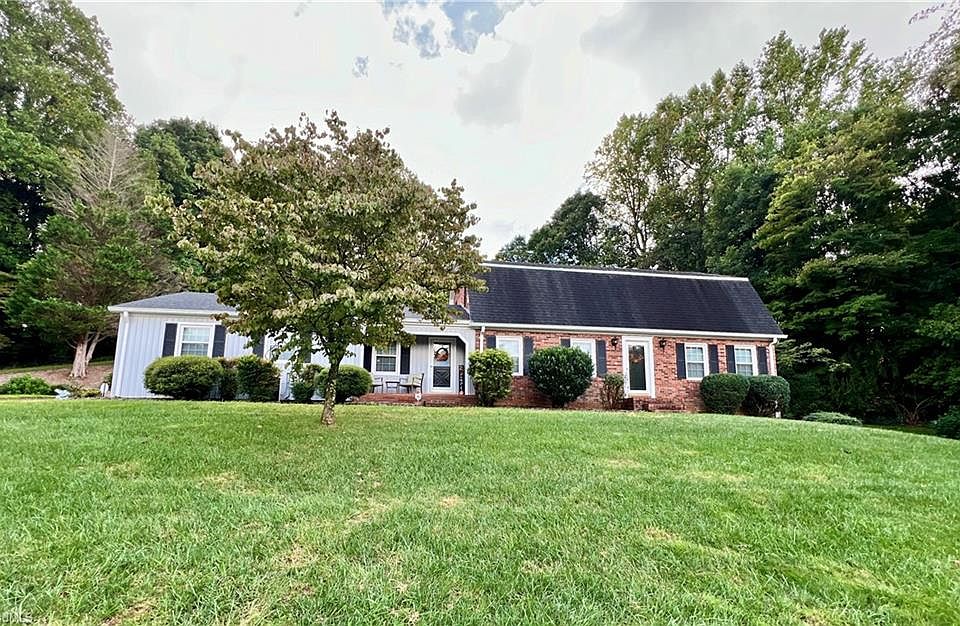 1st image of 800 Westview Dr