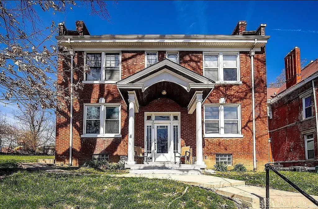 1 bed, 850 sqft, $925 — Photo 1