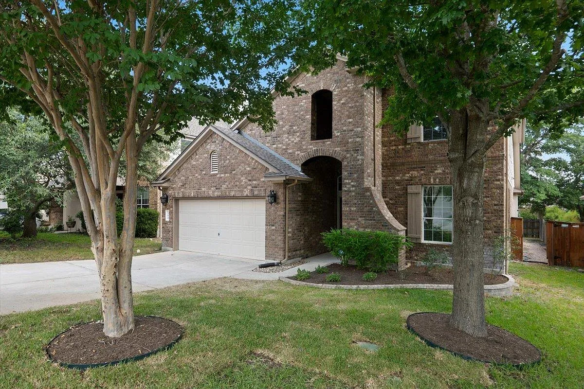 5 bed, 3.0 bath, 2978 sqft, $2,895 — Photo 1