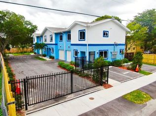 932 NW 2nd St, Fort Lauderdale, FL 33311