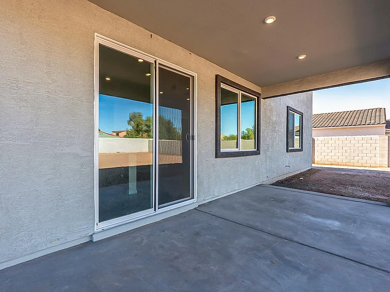 1434 E Pisa Dr — Photo 40