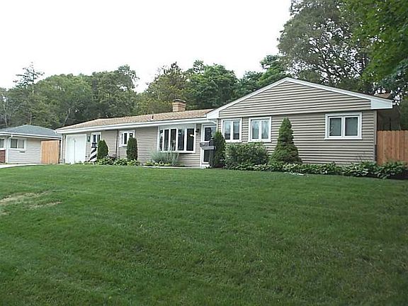 2nd image of 200 Aspinet Dr