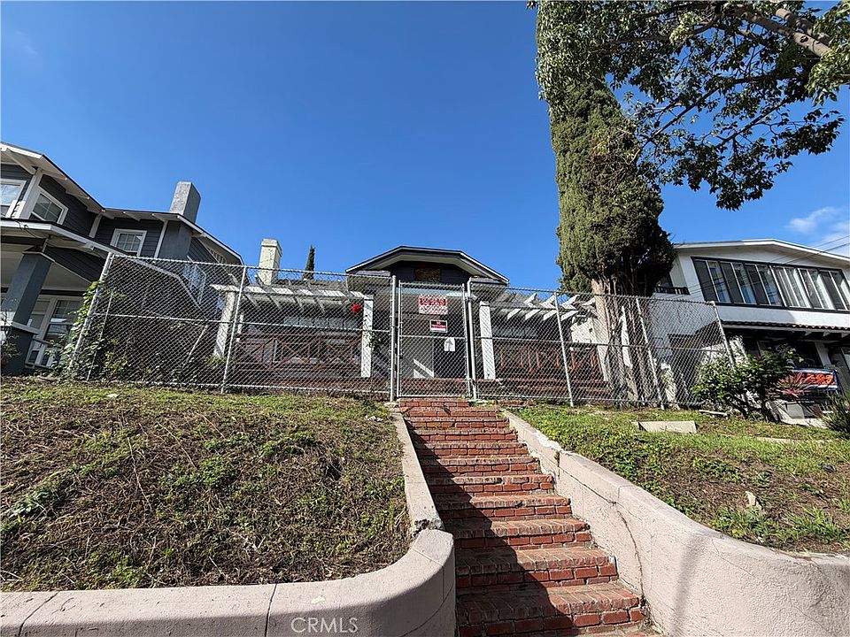 1st image of 517 S Grand Ave