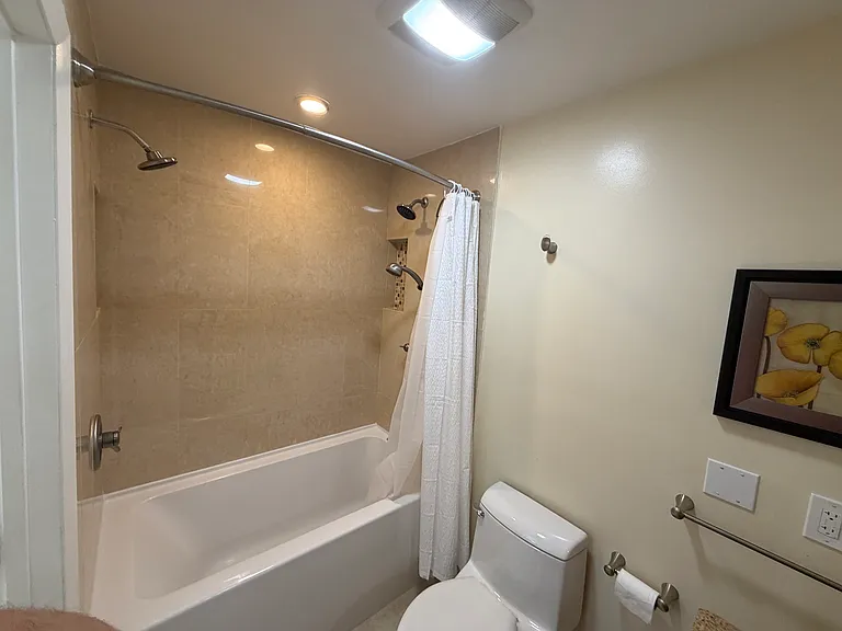 14279 Kendale Lakes Cir — Photo 41