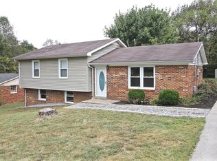630 Clark Cir, Bowling Green, KY 42103