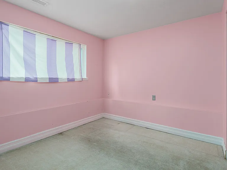 2129 Fitzgerald Ave — Photo 11