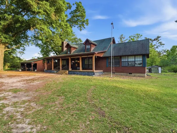 5673 S County Road 95, Gordon, AL 36343