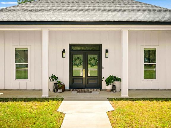 2nd image of 149 Graystone Rd