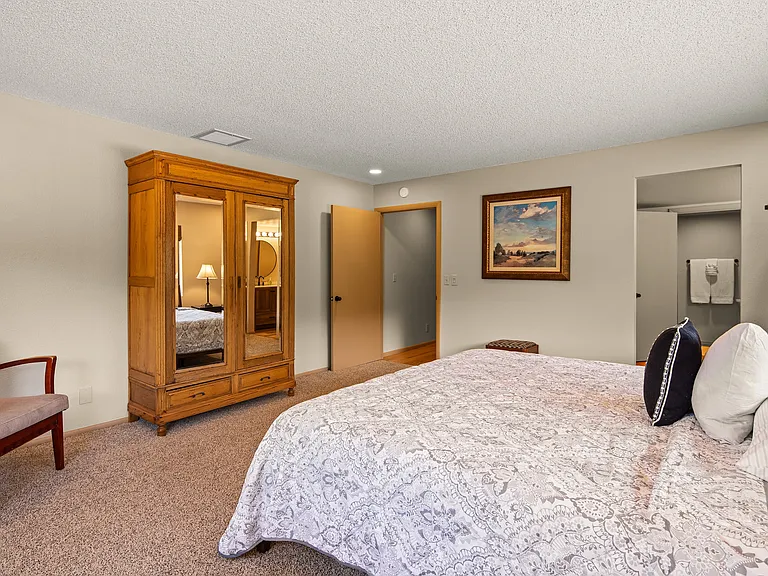525 Coronado Trl — Photo 42