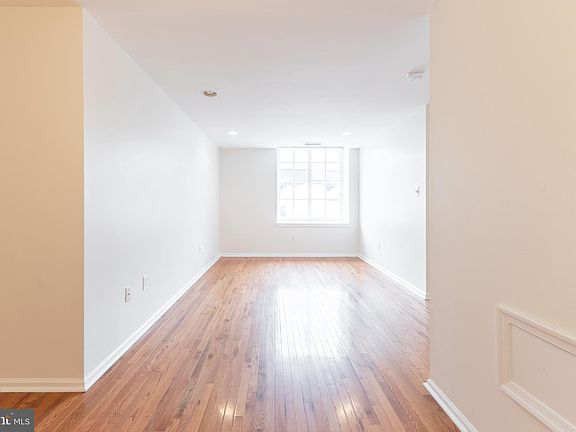 2nd image of 1050 E Montgomery Ave APT 104