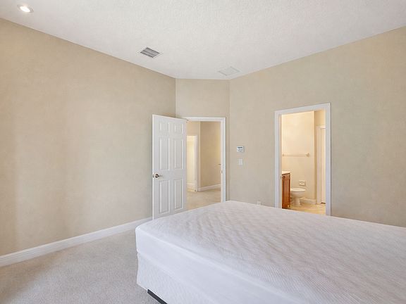 4th image of 4921 Bonsai Cir APT 201
