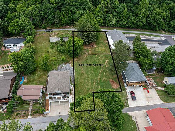 2nd image of 143 S Ash St #12 & 13