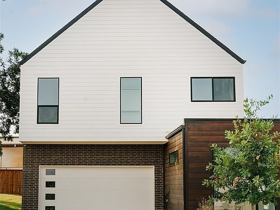 2nd image of 320 Tillery Cir