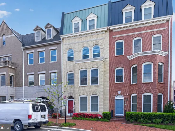 619 E Custis Ave, Alexandria, VA 22301
