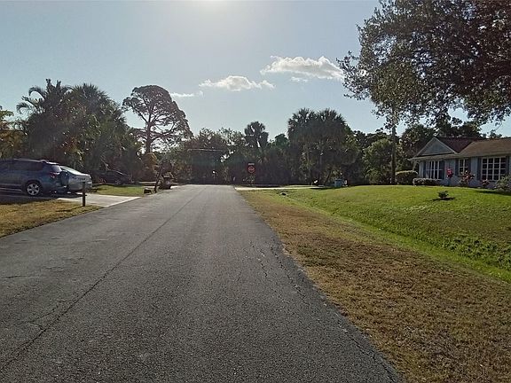 5th image of TBD Tbd Deer Park Avenue