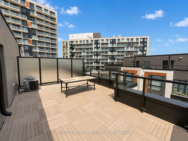 12 David Eyer Rd #Townhouse 1120 — Photo 11