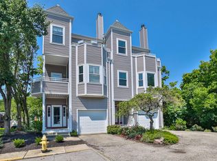 2339 Muriel Ct, Cincinnati, OH 45219