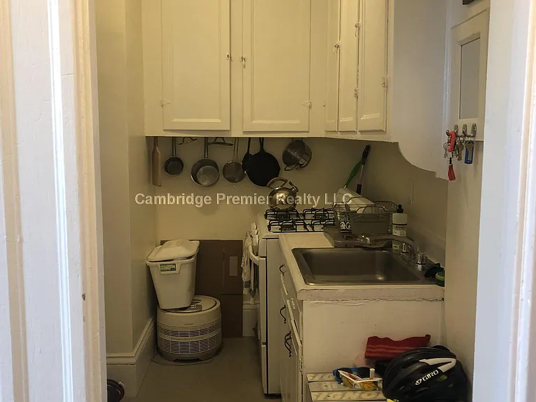 2 Ware St — Photo 11