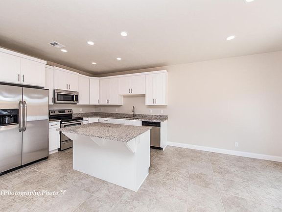 3rd image of 2529 N Bella Vista Dr #1