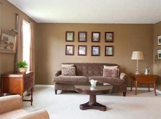 297 Marston Rd, Northbridge, MA 01534