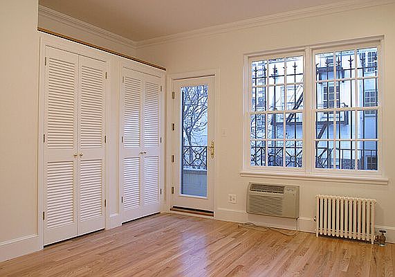3rd image of 309 E 81st St #5RWPH