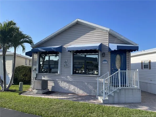 286 Nettles Blvd, Jensen Beach, FL 34957