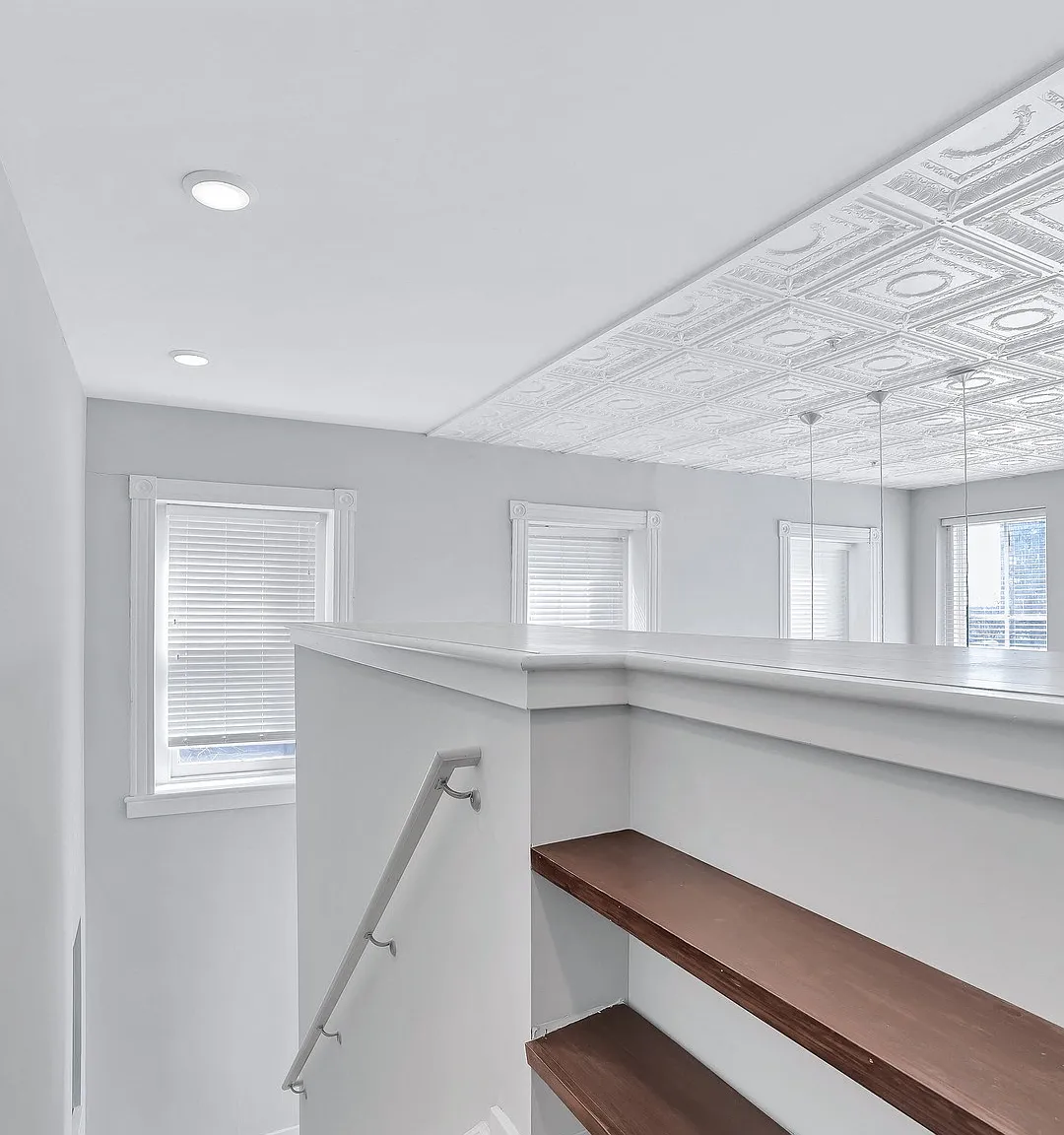 Centennial Apartments — Photo 4