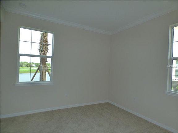 5th image of 4259 Expedition Way #102