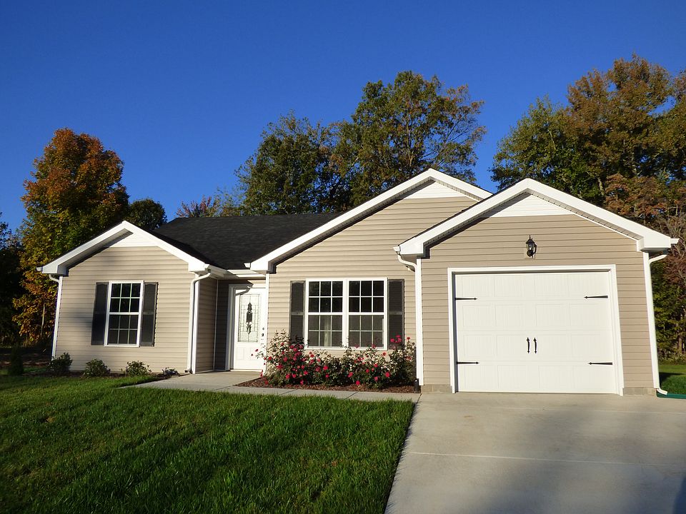 1st image of 434 N Magnolia Dr