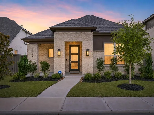 12135 Wild Bend Dr, Mont Belvieu, TX 77523
