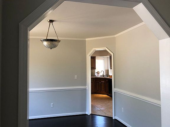 5th image of 3282 Lake Prince Dr