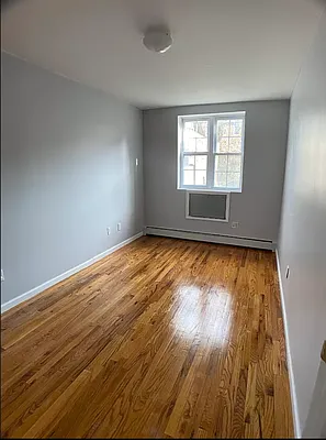 Rented by Bond New York | media 13